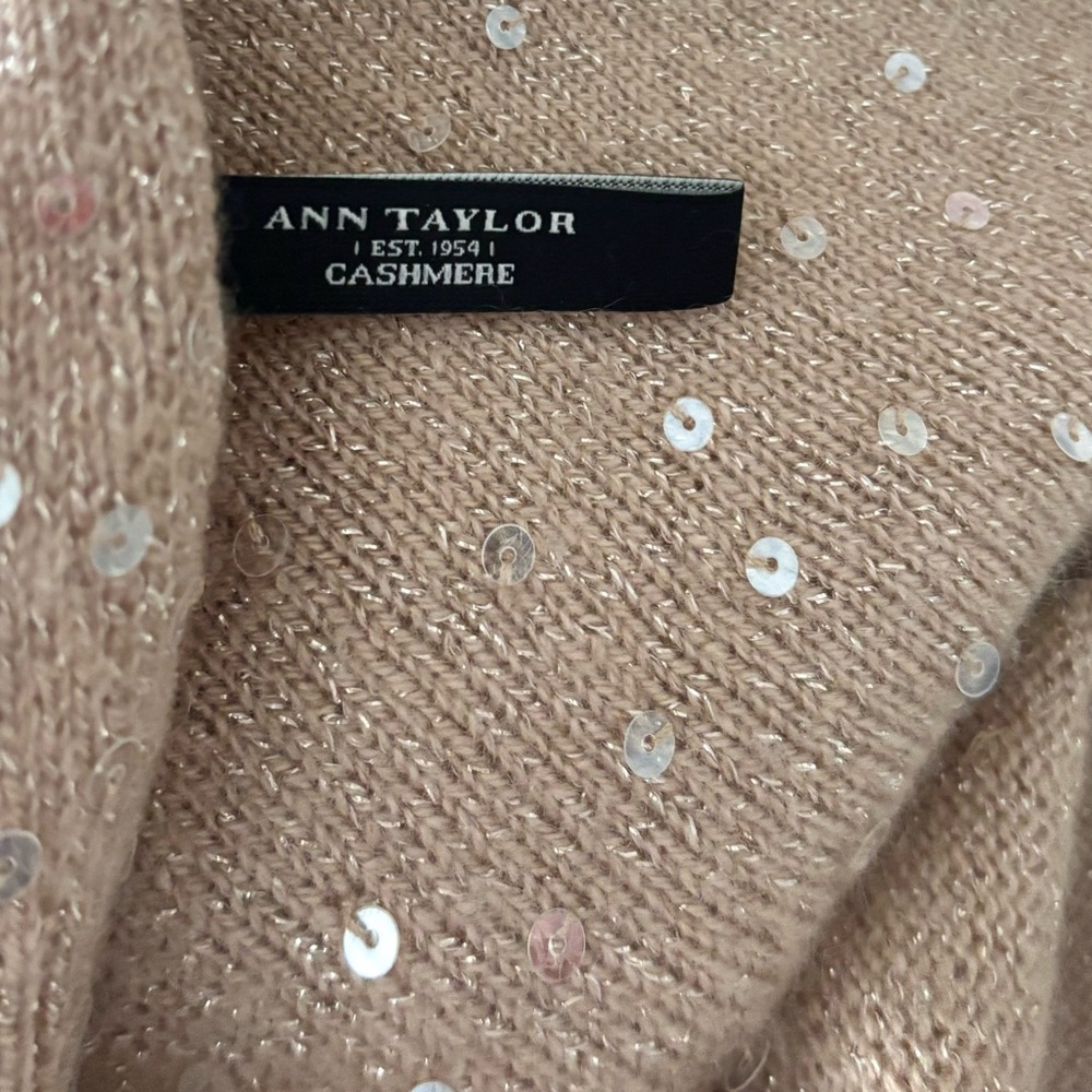 ANN TAYLOR Fine Knit Metallic Thread Cashmere Scarf Embellished Sequin Wrap